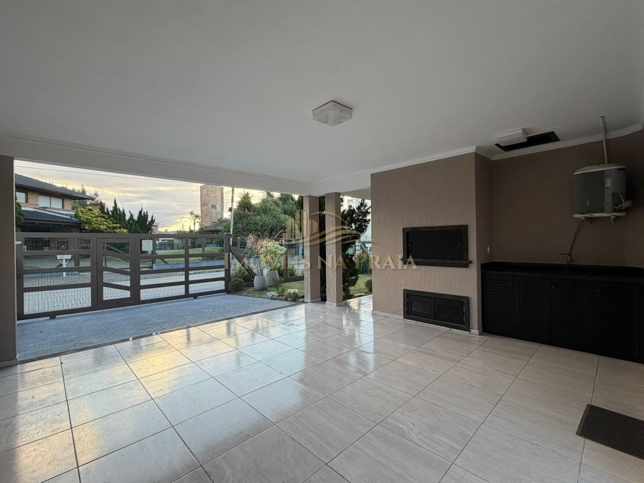 Foto 3 — Casa 3 dormitórios  na Noiva do Mar !