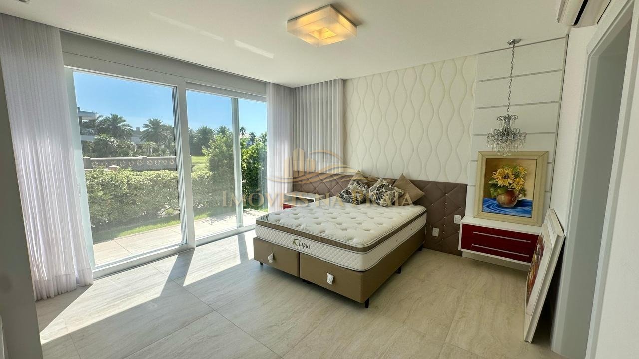 Foto 10 — Casa em condomínio no Playa Vista !