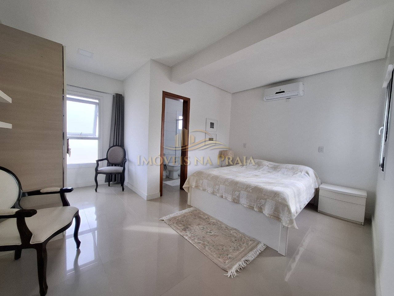 Foto 4 — Casa em Condomínio no Las Palmas.