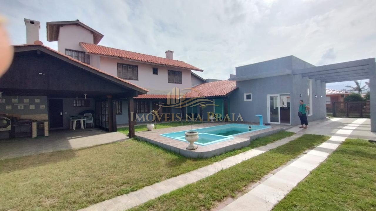 Foto 3 — Sobrado á venda no centro de Xangri-lá !