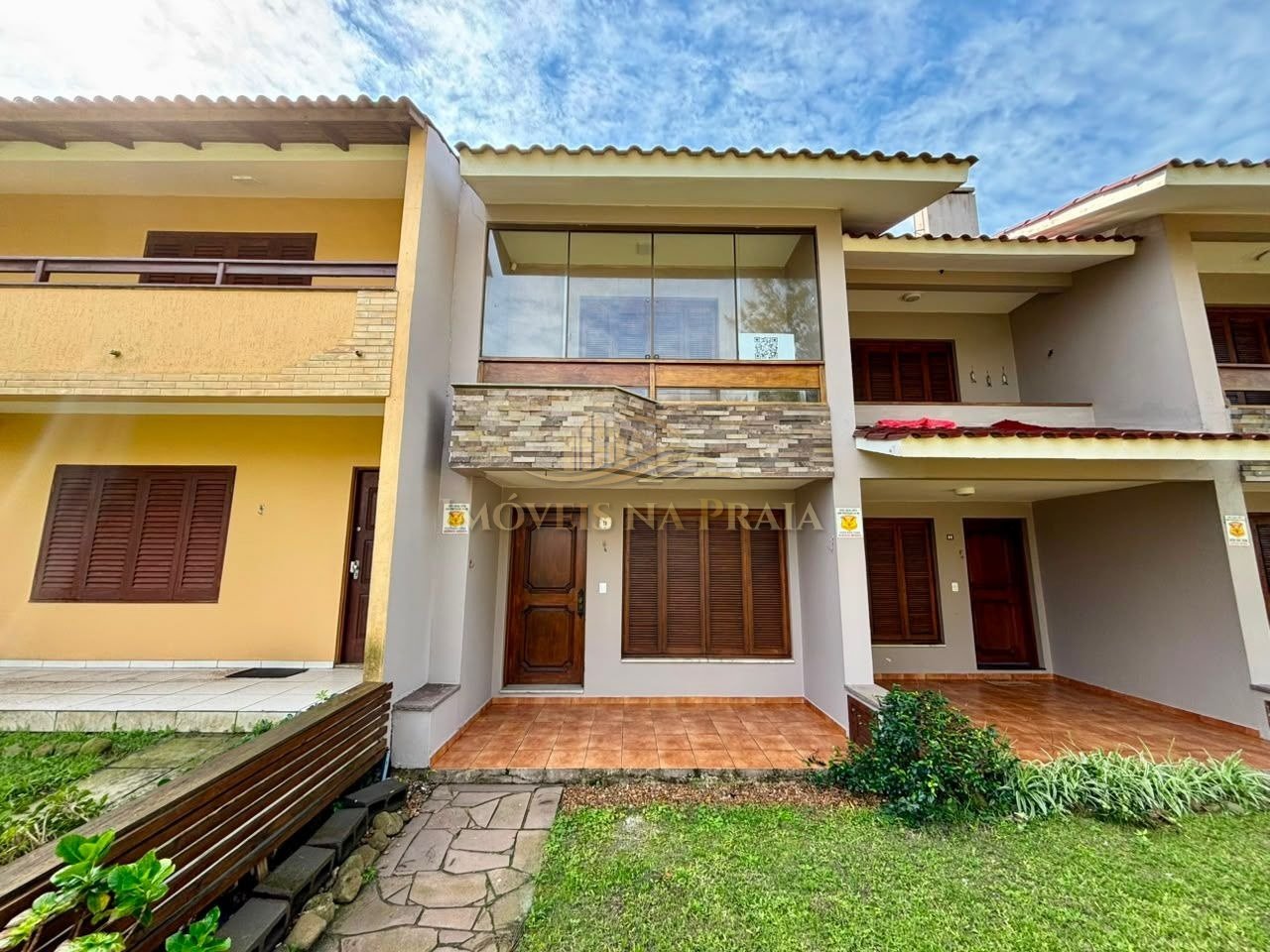 Duplex com 2 dormitórios no Centro de Xangri-Lá.