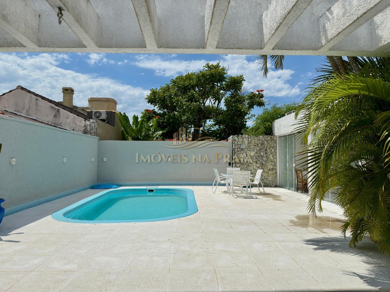 Foto 10 — Casa com 4 dormitórios em Atlântida.