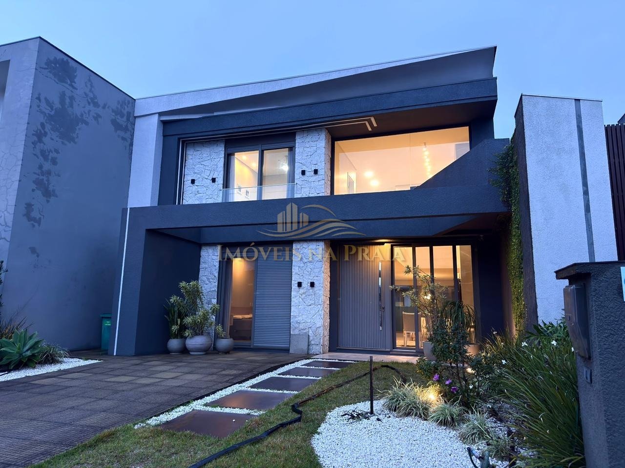 Casa em Condomínio no Blue Xangri-Lá.